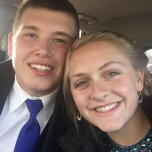 Meet your Posher, Lily